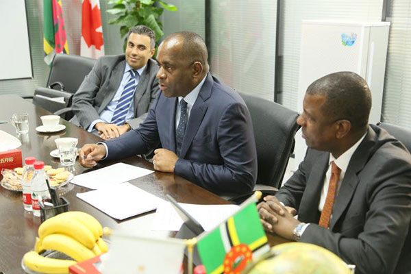 多米尼克总理到访绿野资本集团达成多项合作协议 多米尼克总理到访绿野资本集团达成多项合作协议